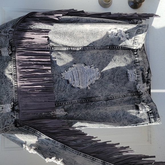 Moto Fringe Jean jacket - Picture 2 of 6